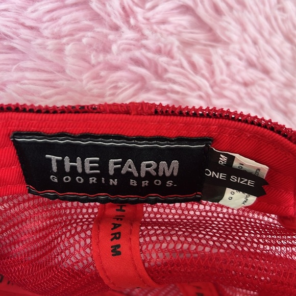 Goorin Bros Red Raccoon Patch Hat - Picture 6 of 10